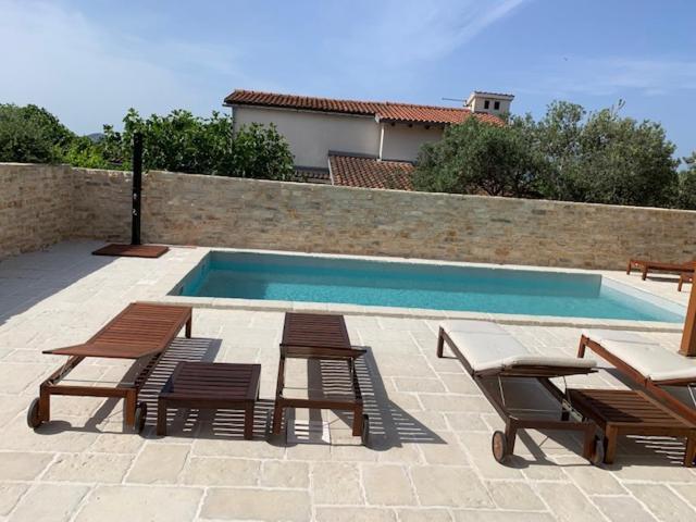 Olive Tree Apartments Водице Екстер'єр фото