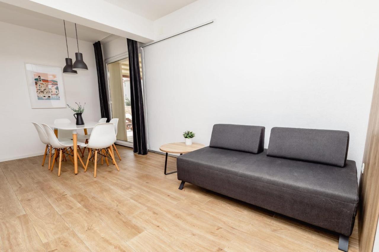 Olive Tree Apartments Водице Екстер'єр фото