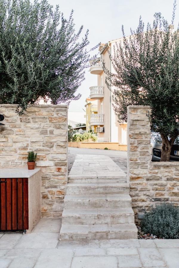 Olive Tree Apartments Водице Екстер'єр фото