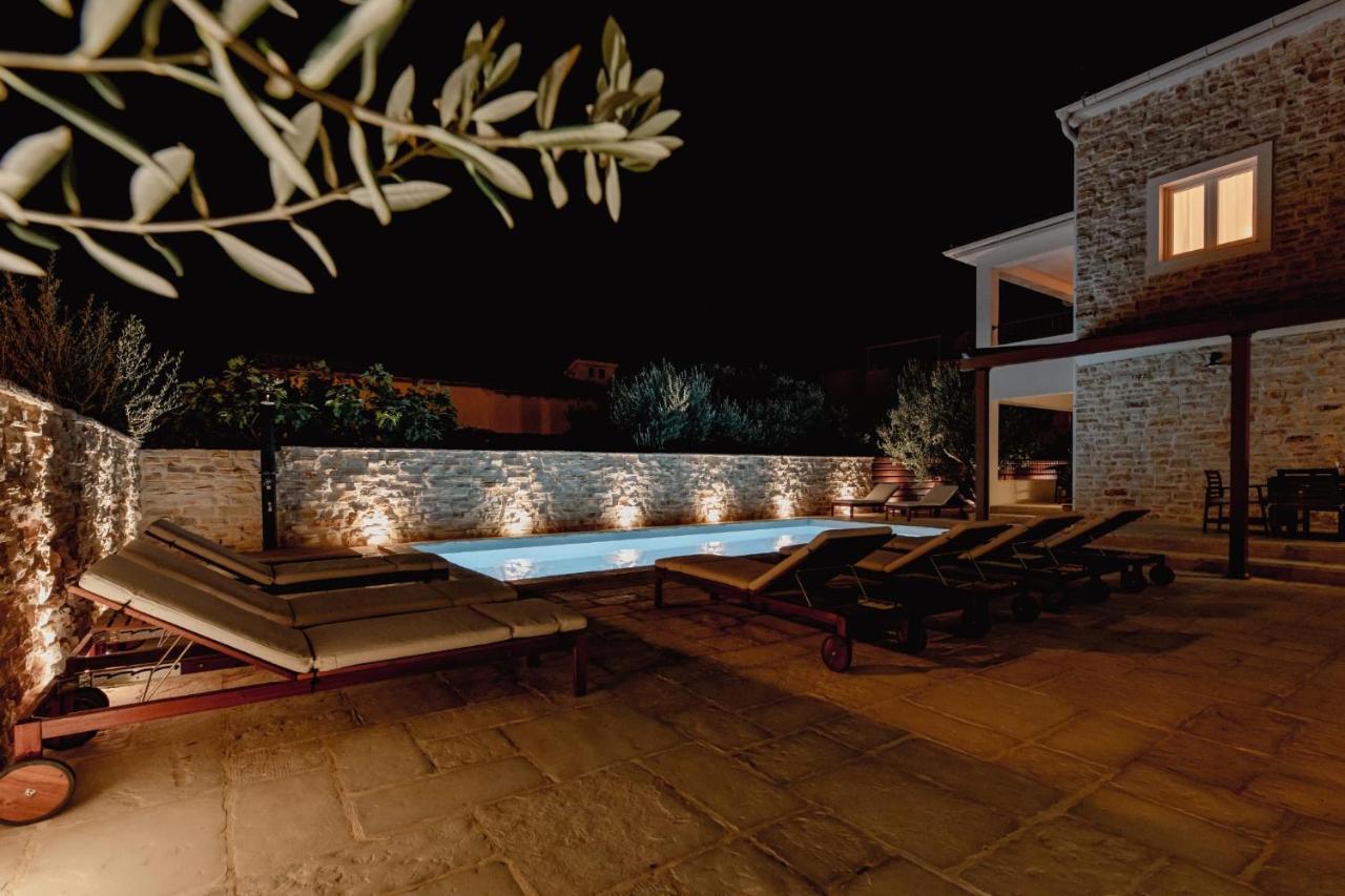 Olive Tree Apartments Водице Екстер'єр фото