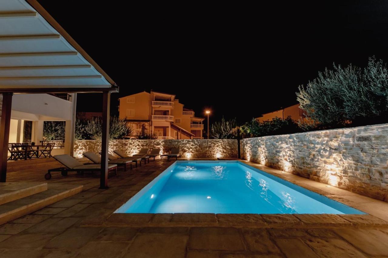 Olive Tree Apartments Водице Екстер'єр фото