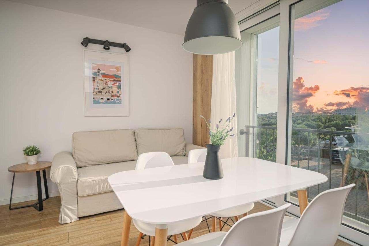 Olive Tree Apartments Водице Екстер'єр фото