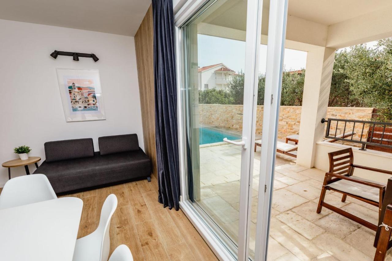 Olive Tree Apartments Водице Екстер'єр фото