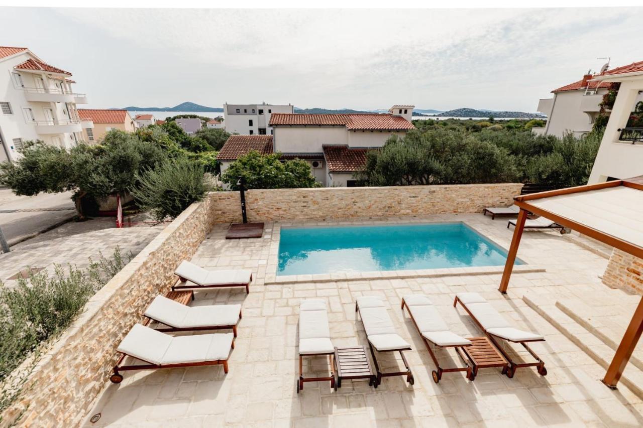 Olive Tree Apartments Водице Екстер'єр фото
