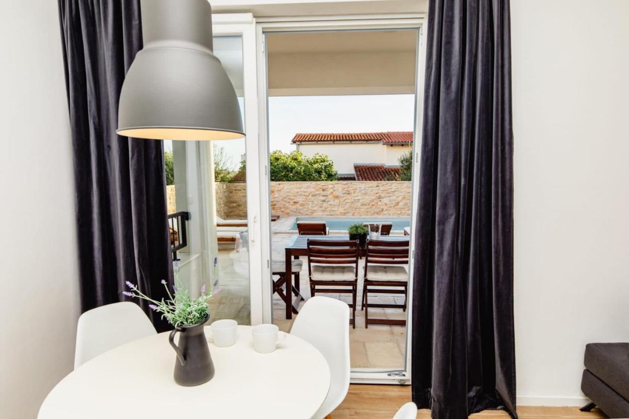 Olive Tree Apartments Водице Екстер'єр фото