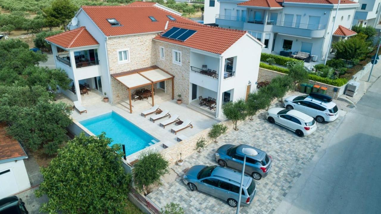 Olive Tree Apartments Водице Екстер'єр фото